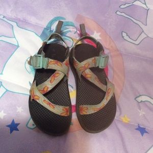 Girls Chacos size 13